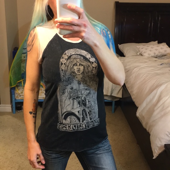 Affliction Tops - 💙Like new shirt by Affliction💙